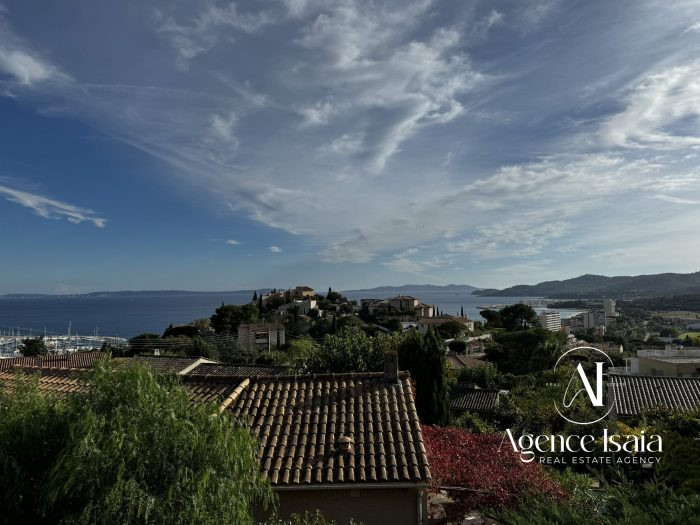 Villa à vendre, 5 pièces - Le Lavandou 83980