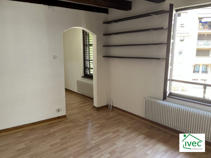 Appartement à louer, 1 pièce - Strasbourg 67000