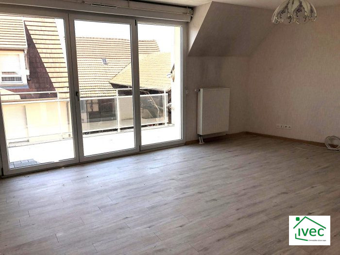 Appartement à vendre, 2 pièces - Geispolsheim 67118