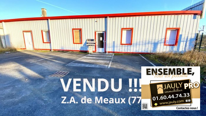 Local professionnel à vendre, 400 m² - Meaux 77100