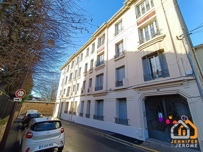 Appartement à louer, 1 pièce - Enghien-les-Bains 95880