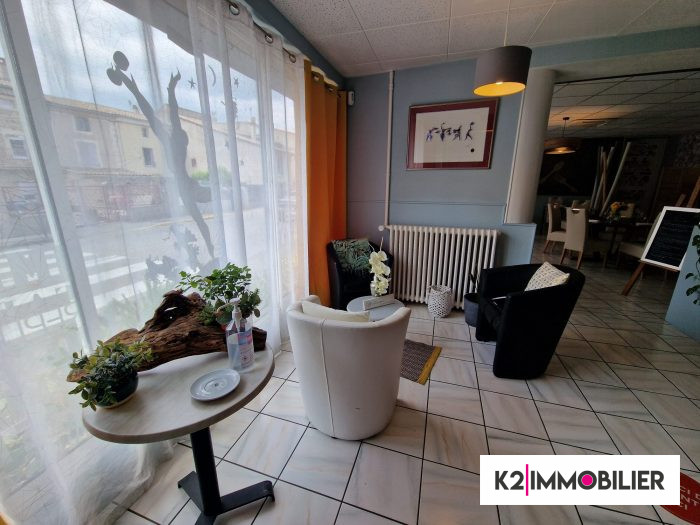 Restaurant, bar à vendre, 193 m² 22 places - Charmes-sur-Rhône 07800