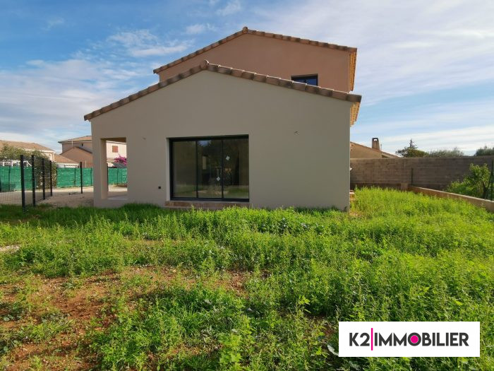 Villa à vendre, 6 pièces - Montélimar 26200