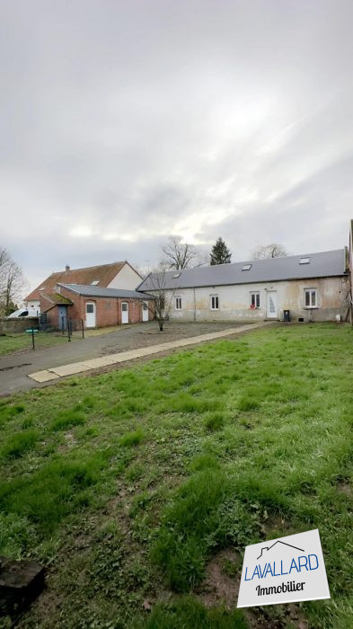 Maison de campagne à vendre, 5 pièces - Mailly-Maillet 80560