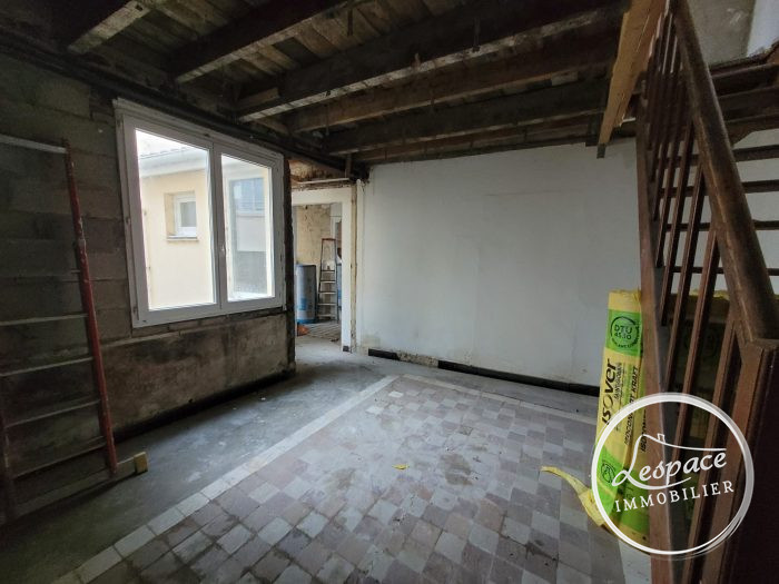 Immeuble à vendre, 420 m² - Tournehem-sur-la-Hem 62890