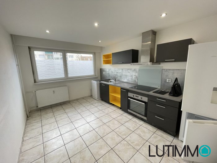 Appartement à louer, 2 pièces - Mulhouse 68100