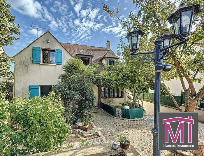 Maison traditionnelle à vendre, 7 pièces - Saint-Mard 77230