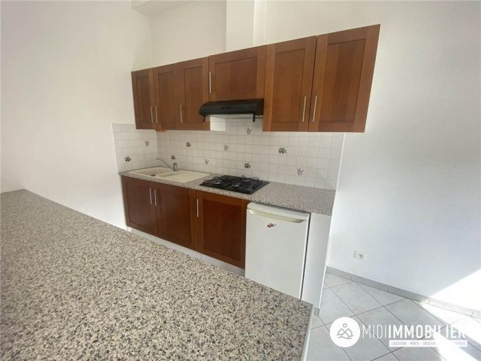 Appartement à louer, 2 pièces - Carmaux 81400