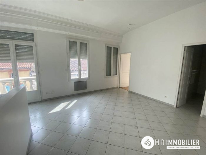 Appartement à louer, 2 pièces - Carmaux 81400