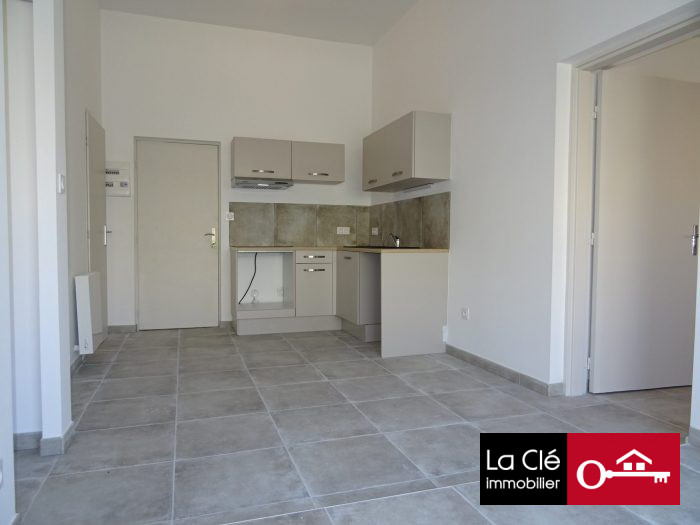 Appartement à louer, 3 pièces - Le Grau-du-Roi 30240