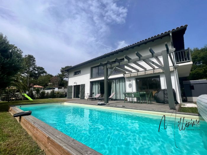 Vente Maison/Villa BASSUSSARRY 64200 Pyrenes Atlantiques FRANCE
