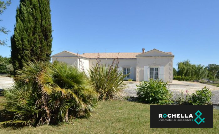Villa à vendre, 7 pièces - Tonnay-Charente 17430