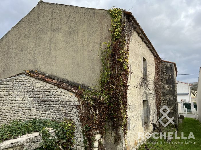 Maison ancienne à vendre, 1 pièce - La Vergne 17400