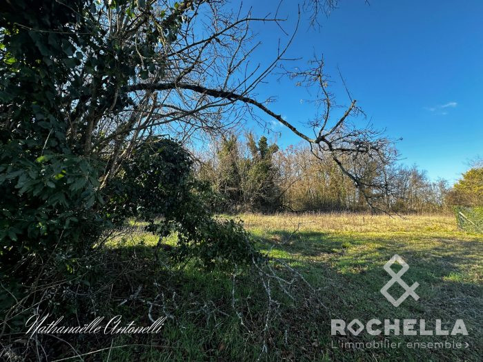 Terrain constructible à vendre, 1476 m² - La Jarrie-Audouin 17330