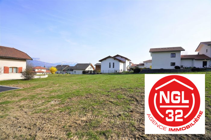 Terrain constructible à vendre, 608 m² - Cuvat 74350