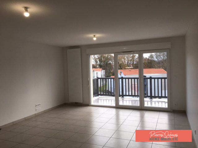 Appartement à louer, 4 pièces - Saint-Martin-de-Seignanx 40390