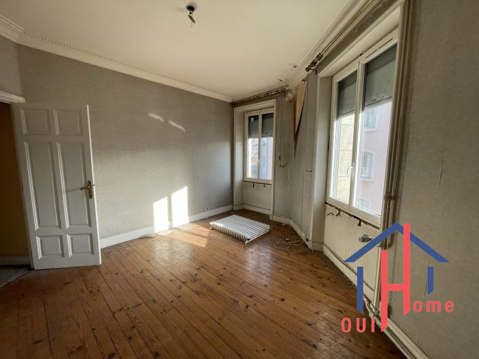 Photo Grand appartement de 200 m² à rénover au Puy en Velay image 16/17