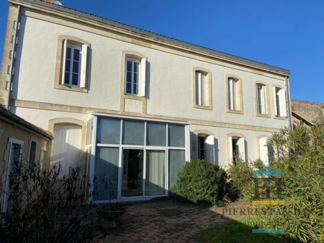 Immeuble à vendre, 342 m² - Gironde-sur-Dropt 33190