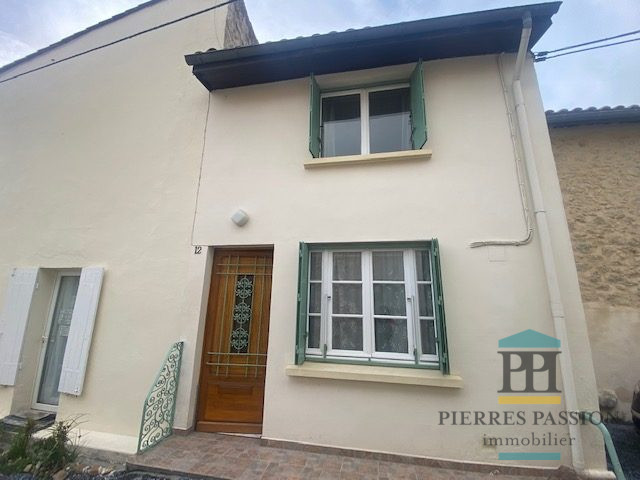 Old house for sale, 4 rooms - Paillet 33550