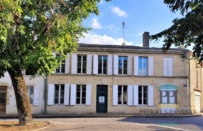 Bourgeois house for sale, 7 rooms - Caudrot 33490