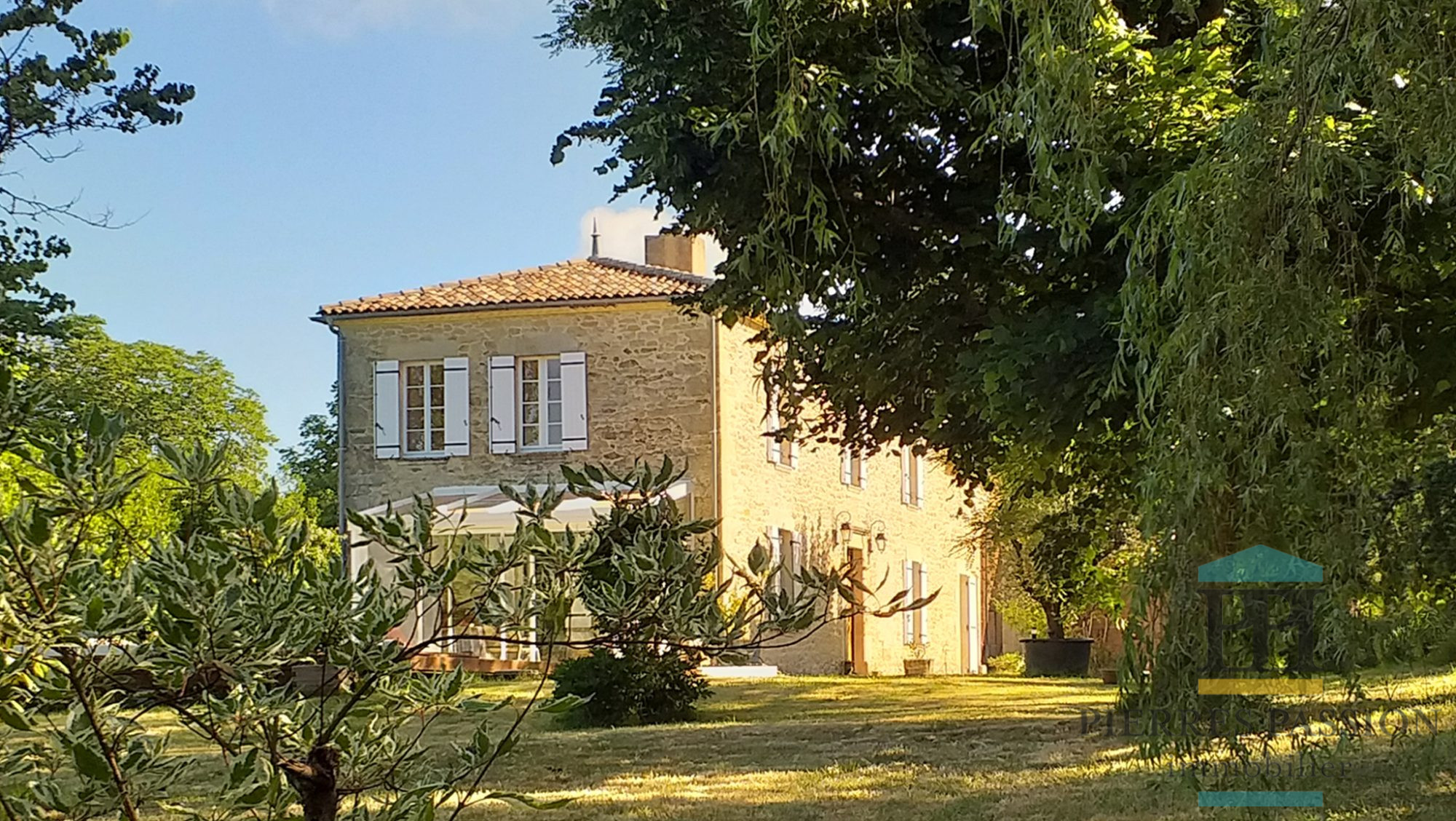Vente Maison 220m² 5 Pièces à Landerrouet-sur-Ségur (33540) - Pierres Passion Immobilier