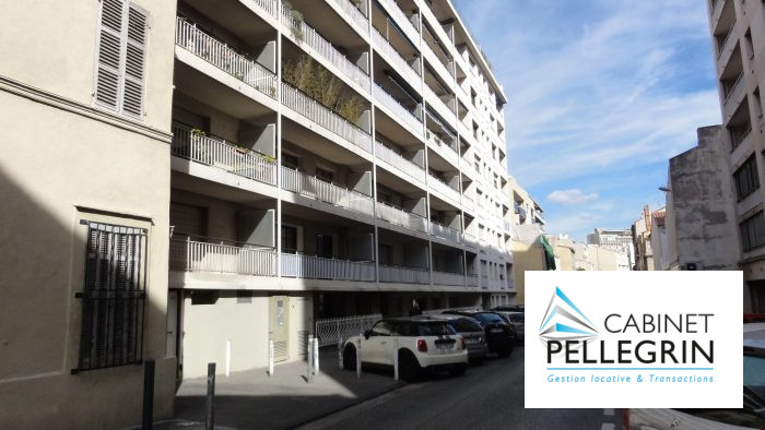 Appartement à louer, 2 pièces - Marseille 13005