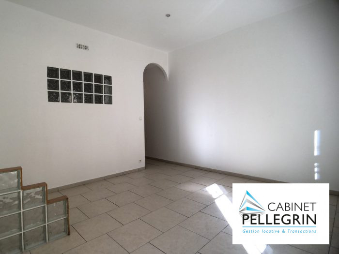 Appartement à vendre, 2 pièces - Marseille 13002