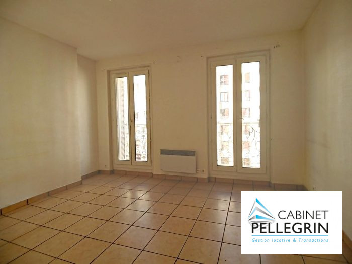 Appartement à vendre, 2 pièces - Marseille 13002