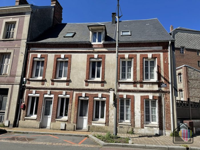 Maison mitoyenne 2 côtés à vendre, 5 pièces - Fécamp 76400