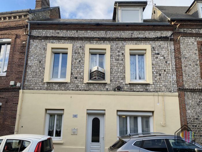 Maison mitoyenne 2 côtés à vendre, 6 pièces - Fécamp 76400