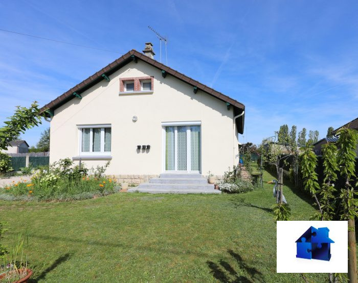 Vente Maison/Villa SAINTE-GENEVIEVE-DES-BOIS 45230 Loiret FRANCE