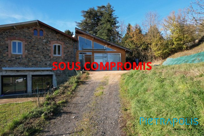 Maison à vendre, 6 pièces - Saint-Clément-sur-Valsonne 69170