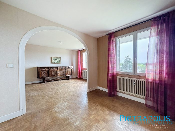 Appartement à vendre, 4 pièces - Bourg-en-Bresse 01000