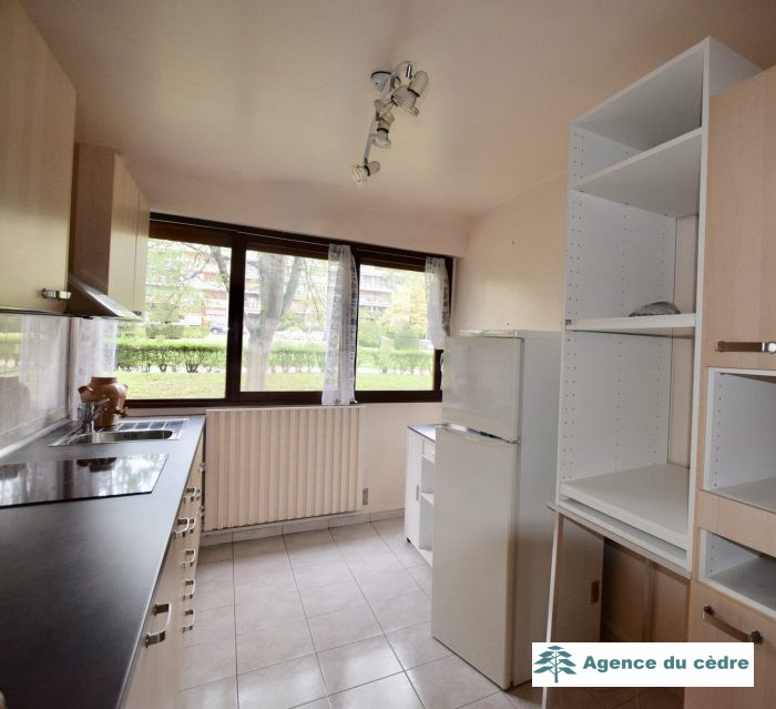 Appartement à vendre, 2 pièces - Noisy-le-Roi 78590