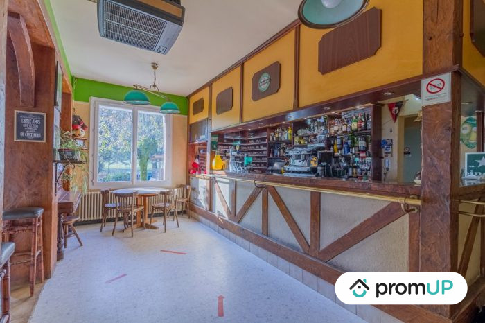 Photo Restaurant bar de 421 m2 à vendre à Saint-Georges-de-Montclard (24) image 3/24