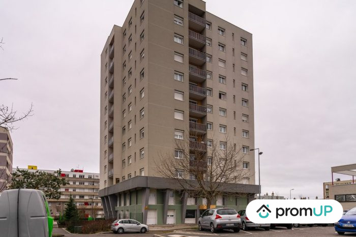 Photo Immeuble de 5 appartements situé à St Etienne – 323 000 € image 20/21