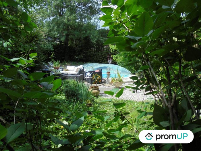 Photo Maison avec piscine de 290 m2 à vendre à Cagnes-Sur-Mer (06) image 2/12