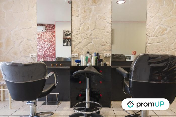 Photo Vend salon de coiffure murs et fonds 26m² situé à Amélie-les-Bains-Palalda. image 9/12