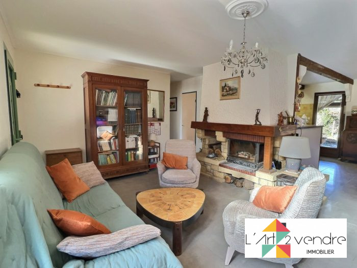 Villa à vendre, 4 pièces - Saint-Maximin-la-Sainte-Baume 83470