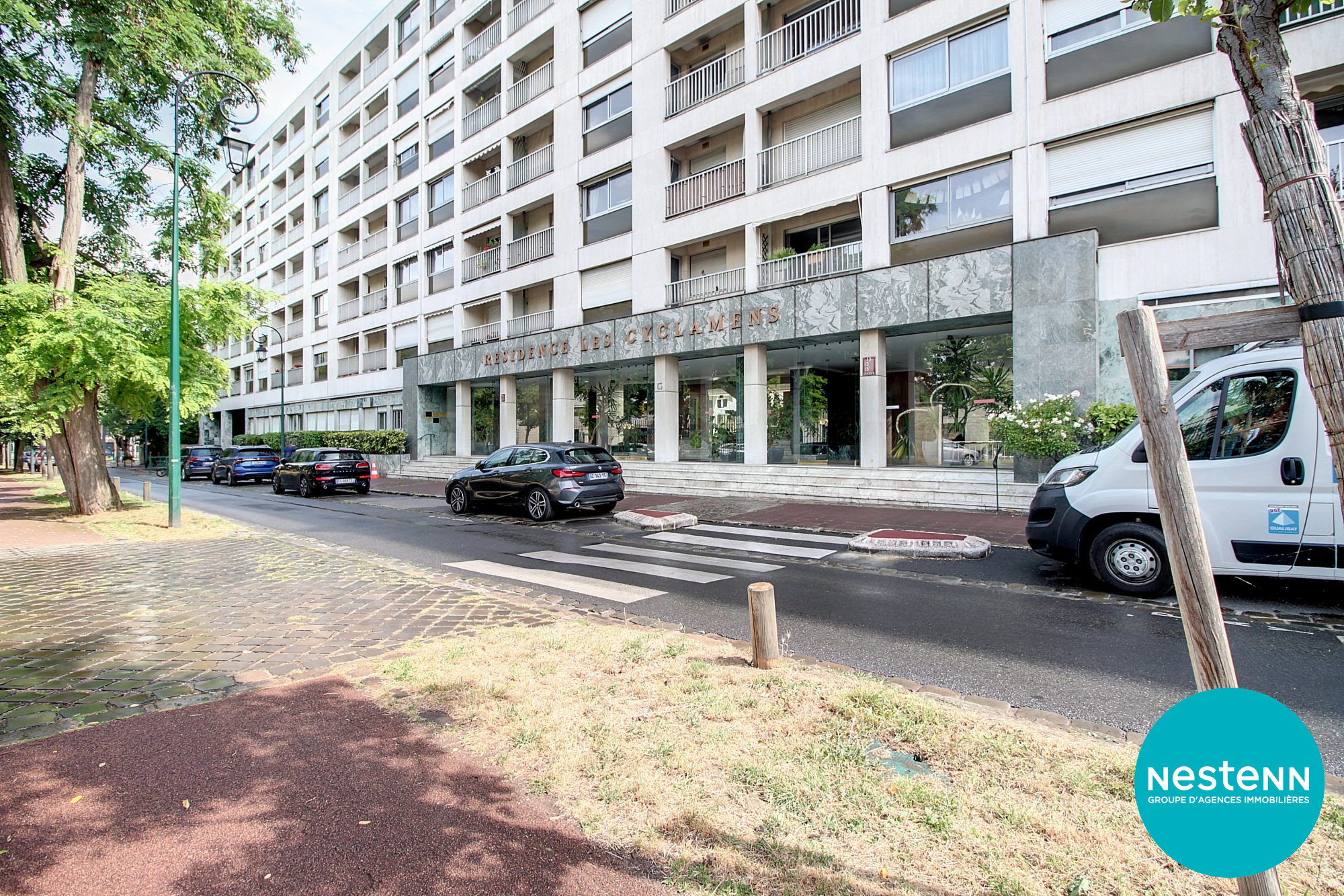 Location annuelle Garage/Parking RUEIL-MALMAISON 92500 Hauts de Seine FRANCE