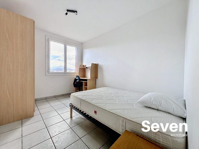 Appartement à louer, 4 pièces - Grenoble 38100