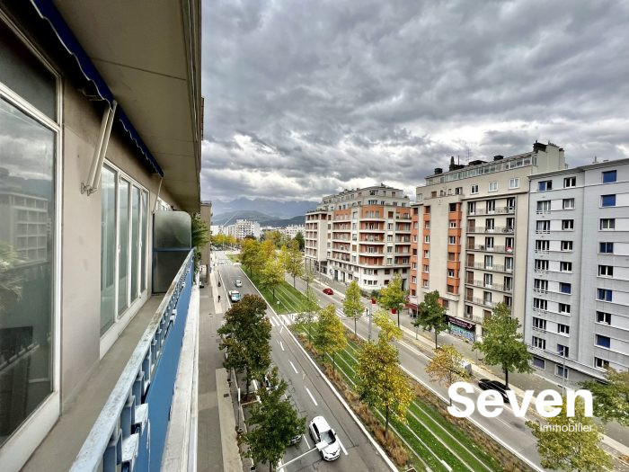 Appartement à vendre, 4 pièces - Grenoble 38000