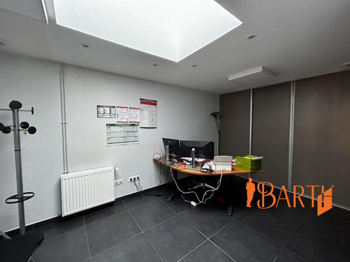 Bureau à vendre, 454 m² - Bourges 18000