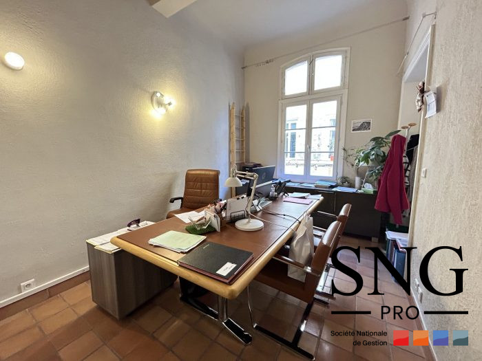 Bureau à louer, 199 m² - Aix-en-Provence 13100