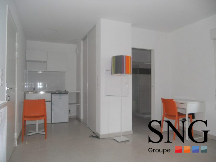 Appartement à louer, 1 pièce - Nice 06300