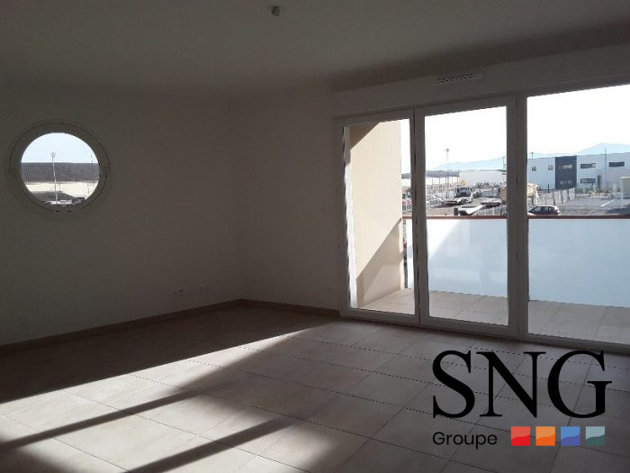 Appartement à louer, 3 pièces - Perpignan 66000