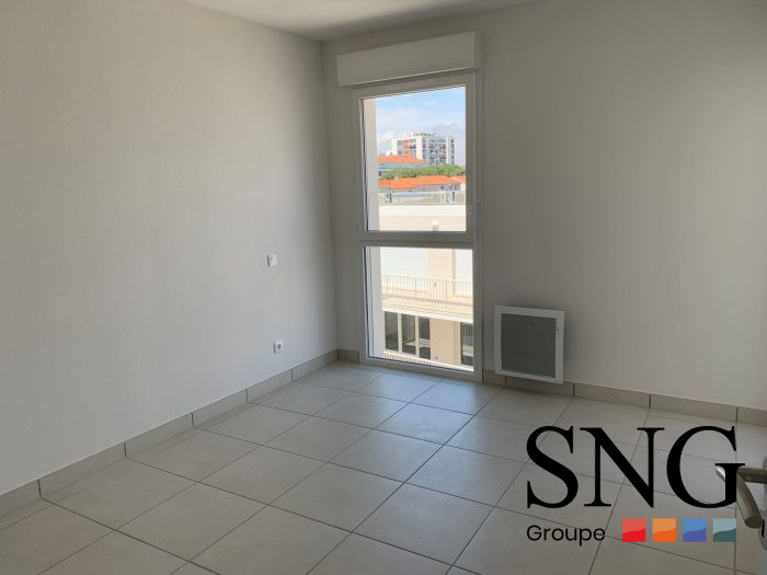 Appartement à louer, 2 pièces - Perpignan 66000