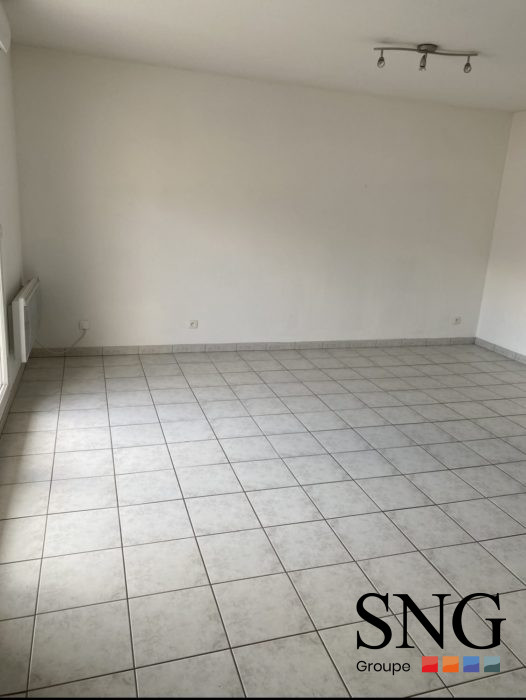 Appartement à louer, 2 pièces - Saint-Quentin 02100