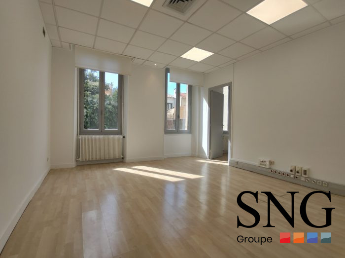 Bureau à louer, 82 m² - Aix-en-Provence 13100