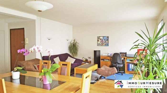 Appartement à vendre, 3 pièces - Rennes 35000